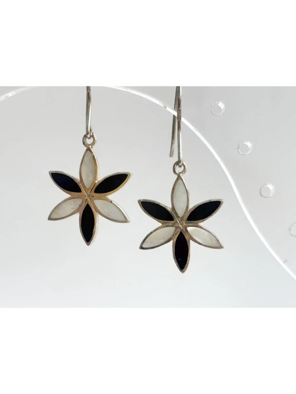 Plumeria Floral Mother of Pearl Black Onyx Vintage Sterling Silver 925 Earrings